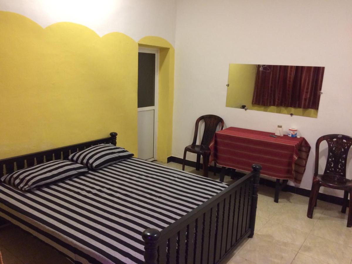 Pensión Rr House 3*
